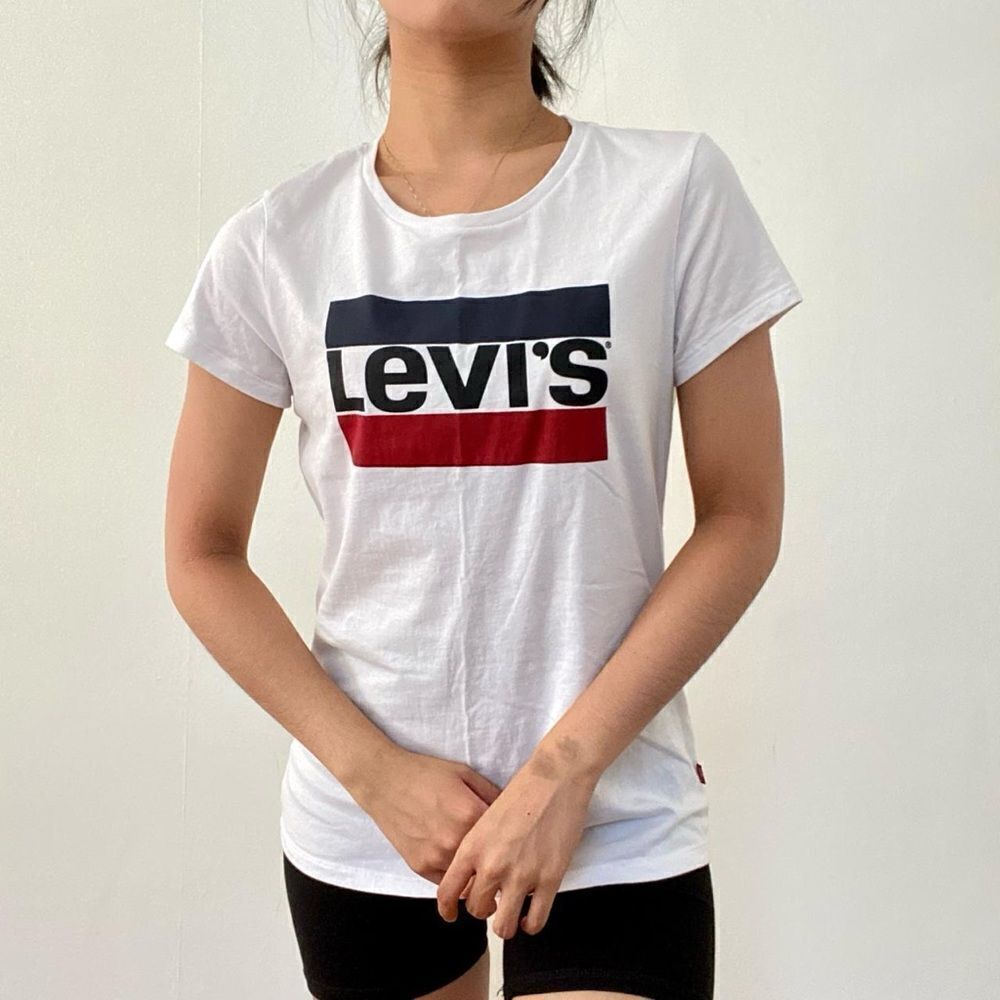 Levi's Women's White and Black T-shirt